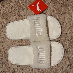 Puma slides size 8